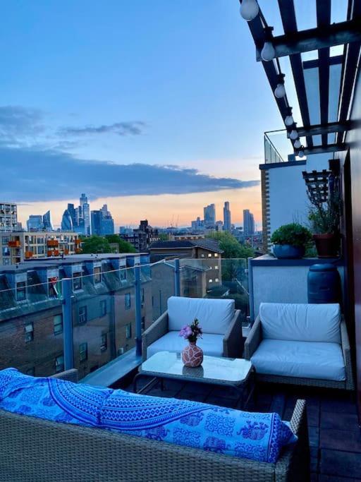 Floor 1bed With Balcony, View Londres